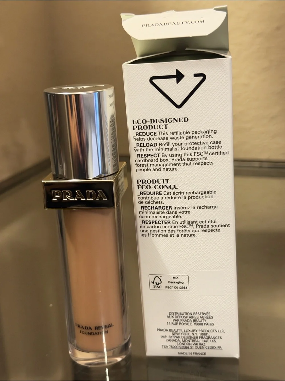 Prada Reveal Foundation MN55 Neutral Medium -